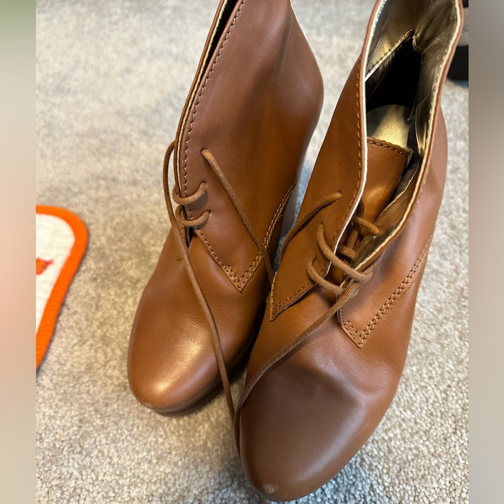 NWT Ted Baker tan leather boots